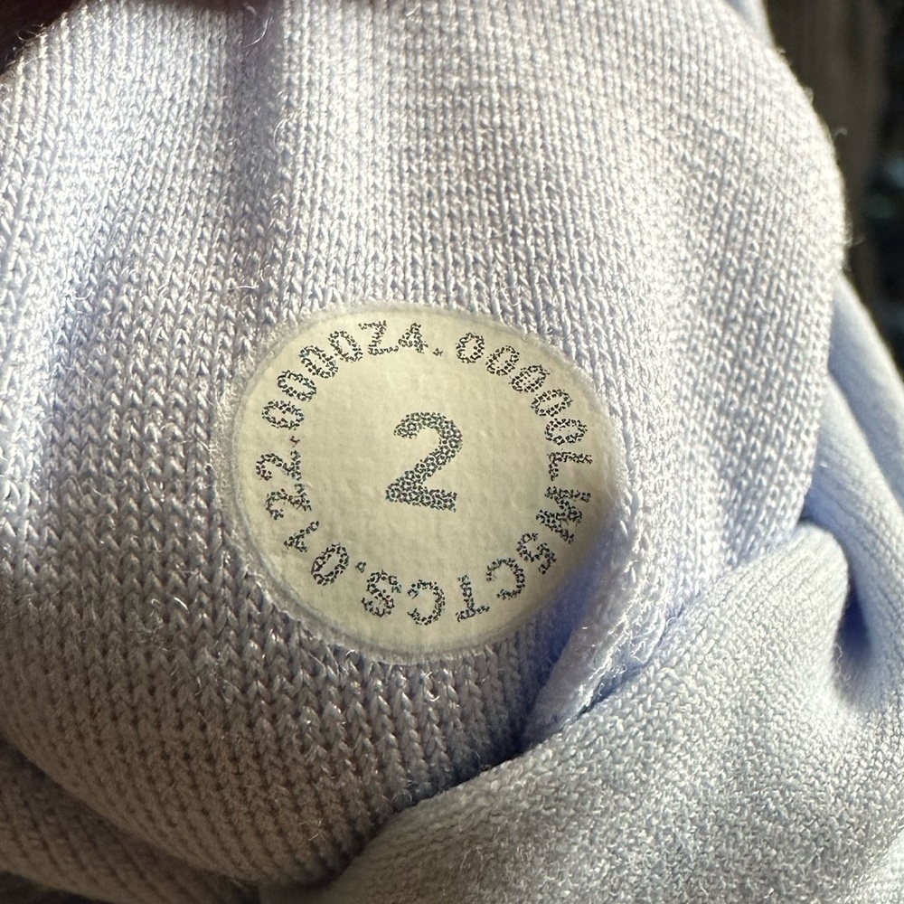 Lululemon Align High-Rise Pant 25"
Blue Linen size 2 - Picture 8 of 8